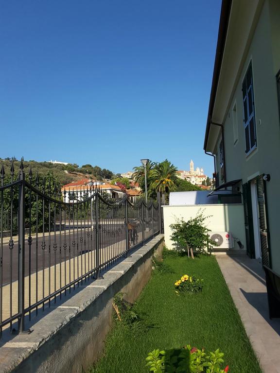 La Strelitzia Cervo Mare Lejlighed Eksteriør billede